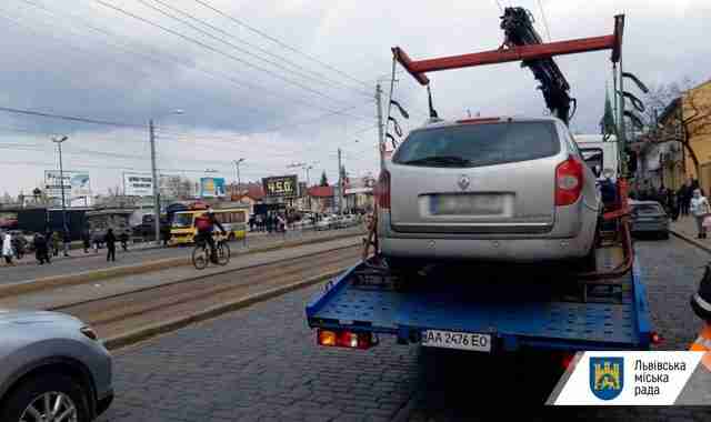 У Львові посилено працюють інспектори з паркування