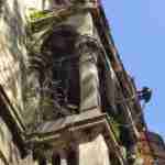 У Львові повідомляють про аварійний балкон, який може впасти на голову (фото)