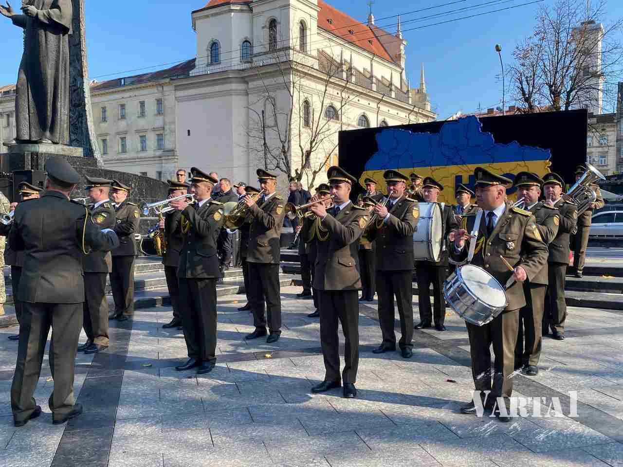 У Львові проходить акція «Відважним та непереможним захисникам» (НАЖИВО, ФОТО)