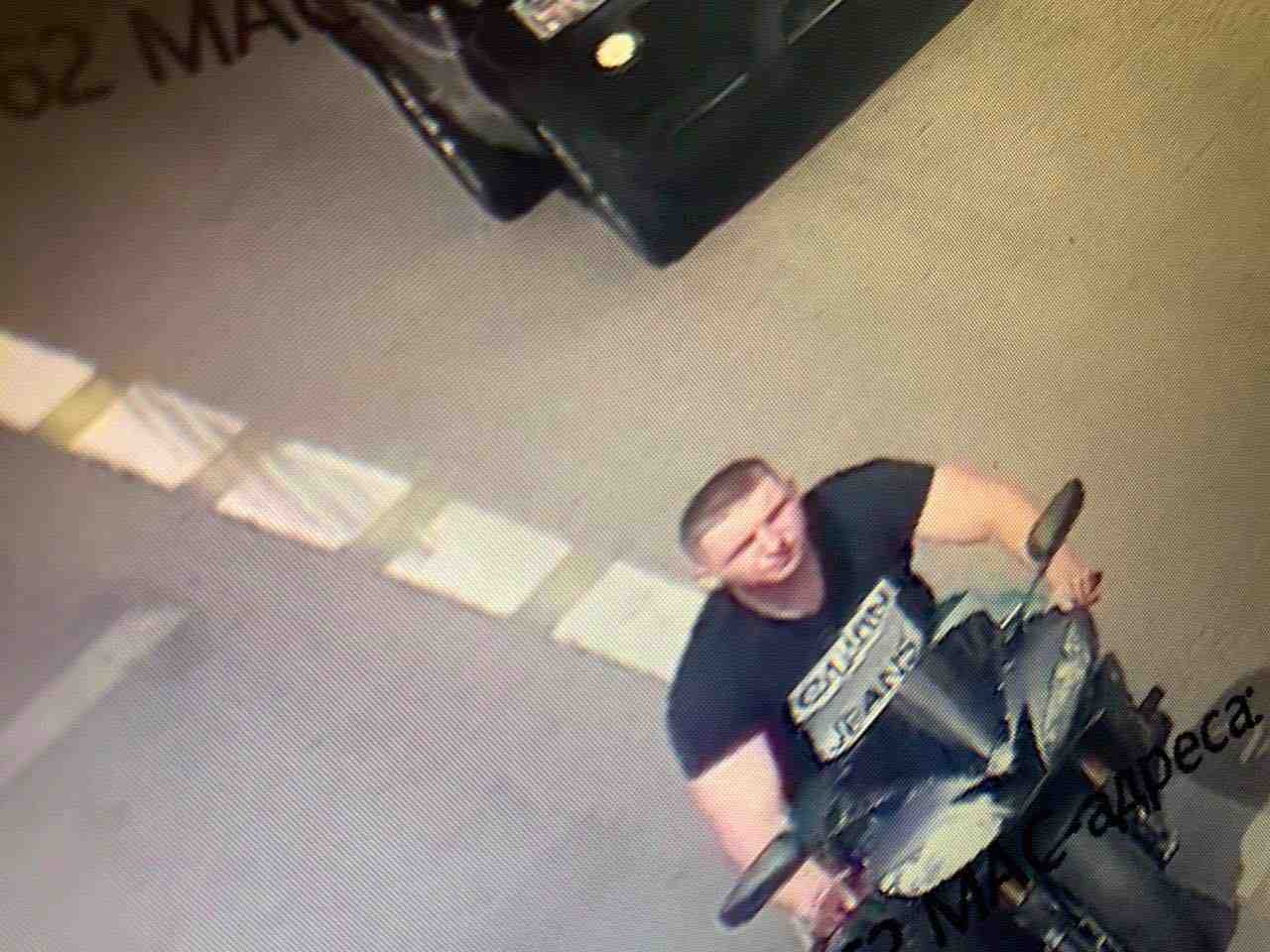 У Львові розшукують мотоцикліста причетного до скоєння ДТП