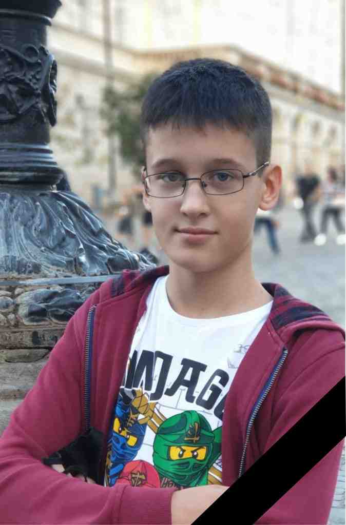 У Львові сьогодні поховають хлопчика, який трагічно загинув на водоспаді Кам’янка (фото)