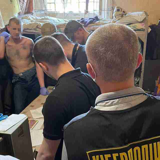 У Львові в’язень видурював гроші під виглядом збору коштів на лікування військових ЗСУ