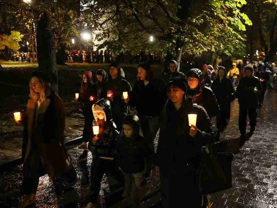 У Львові відбулася спільна молитва та тиха хода зі свічками (ФОТО, ВІДЕО)