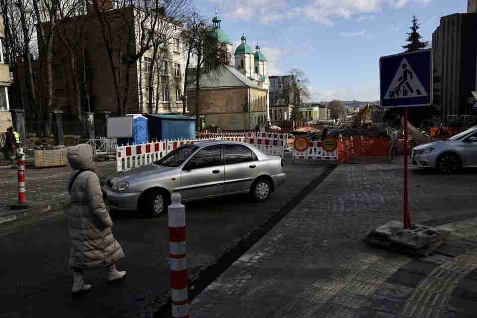 У Львові відкрили для проїзду відремонтовану частину вулиці Шевченка (ФОТО)