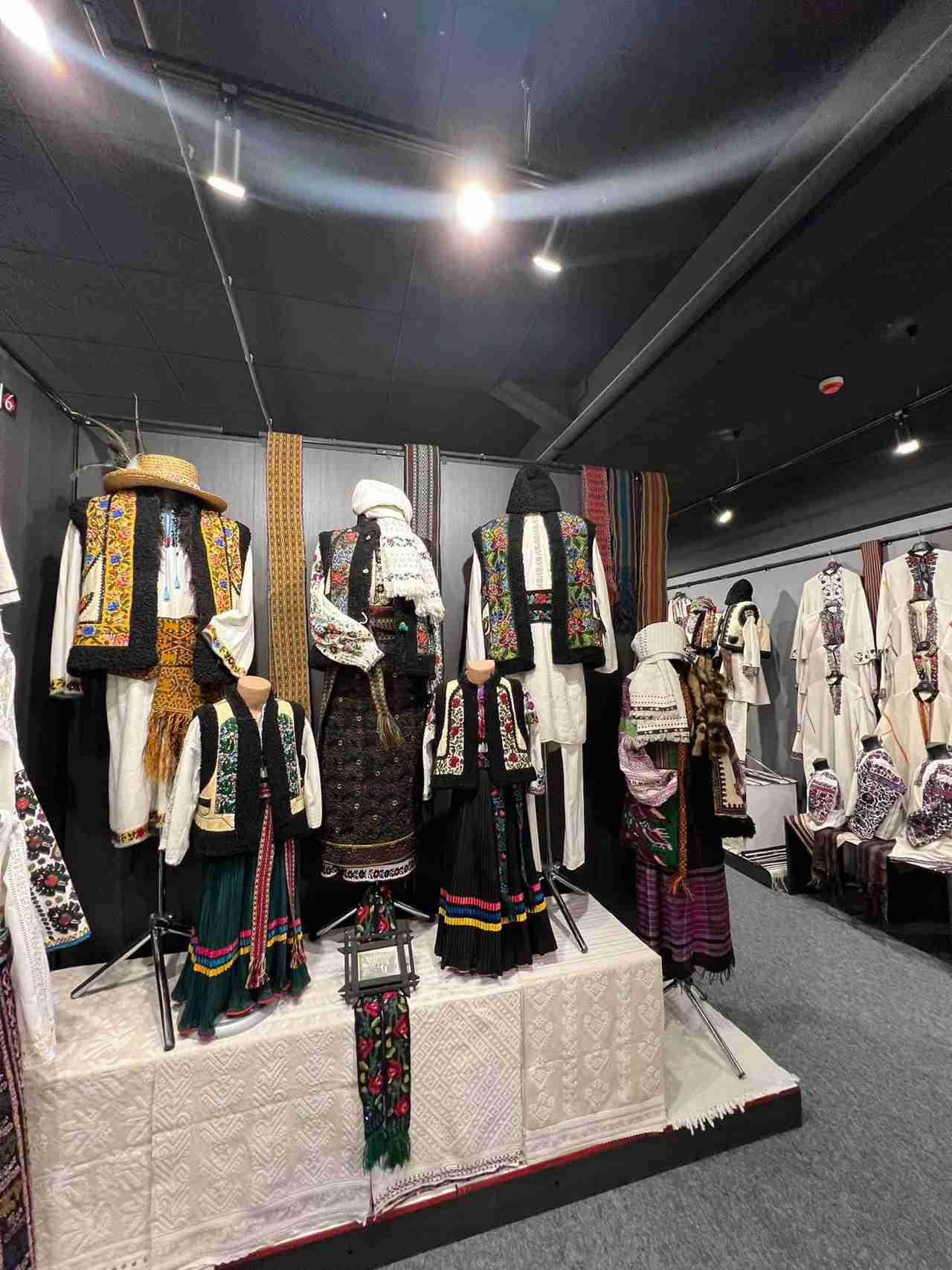 У Львові відкривається музей автентичного одягу та прикрас зі всієї України (ФОТО)