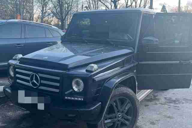 У Львові виявили дитину, яка їздила на Mercedes-Benz G