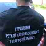 У Львові «на гарячому» затримали трьох наркоторговців, які збували героїн (фото)