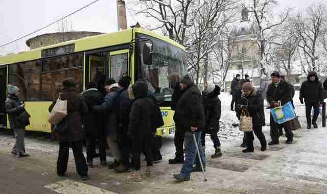 У Львові здійснив перший виїзд соціальний автобус для безпритульних (ВІДЕО)