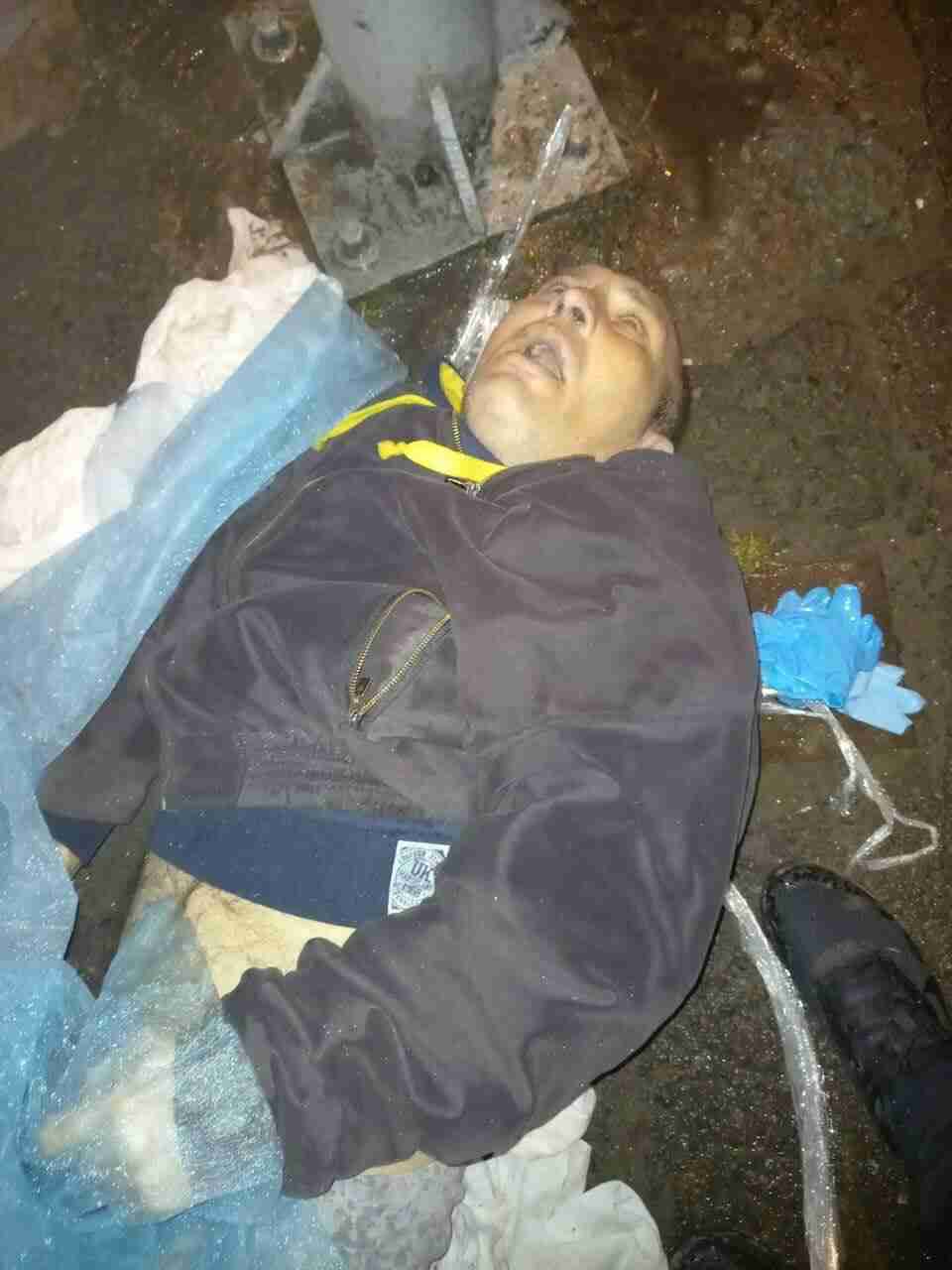 У Львові знайшли мертвого чоловіка на зупинці: прохання опізнати (ФОТО 18+)