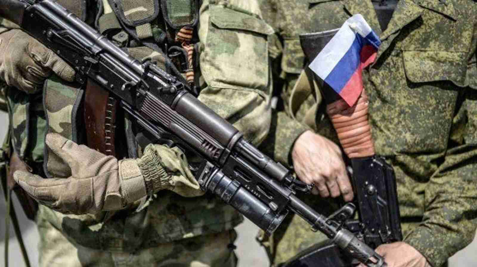 У Маріуполі росіяни ремонтують техніку, яку навмисне зіпсувала їхня армія - Генштаб