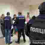 У Миколаєві працював Call-центр з «працівниками банку», які викрадали кошти з банківських карток