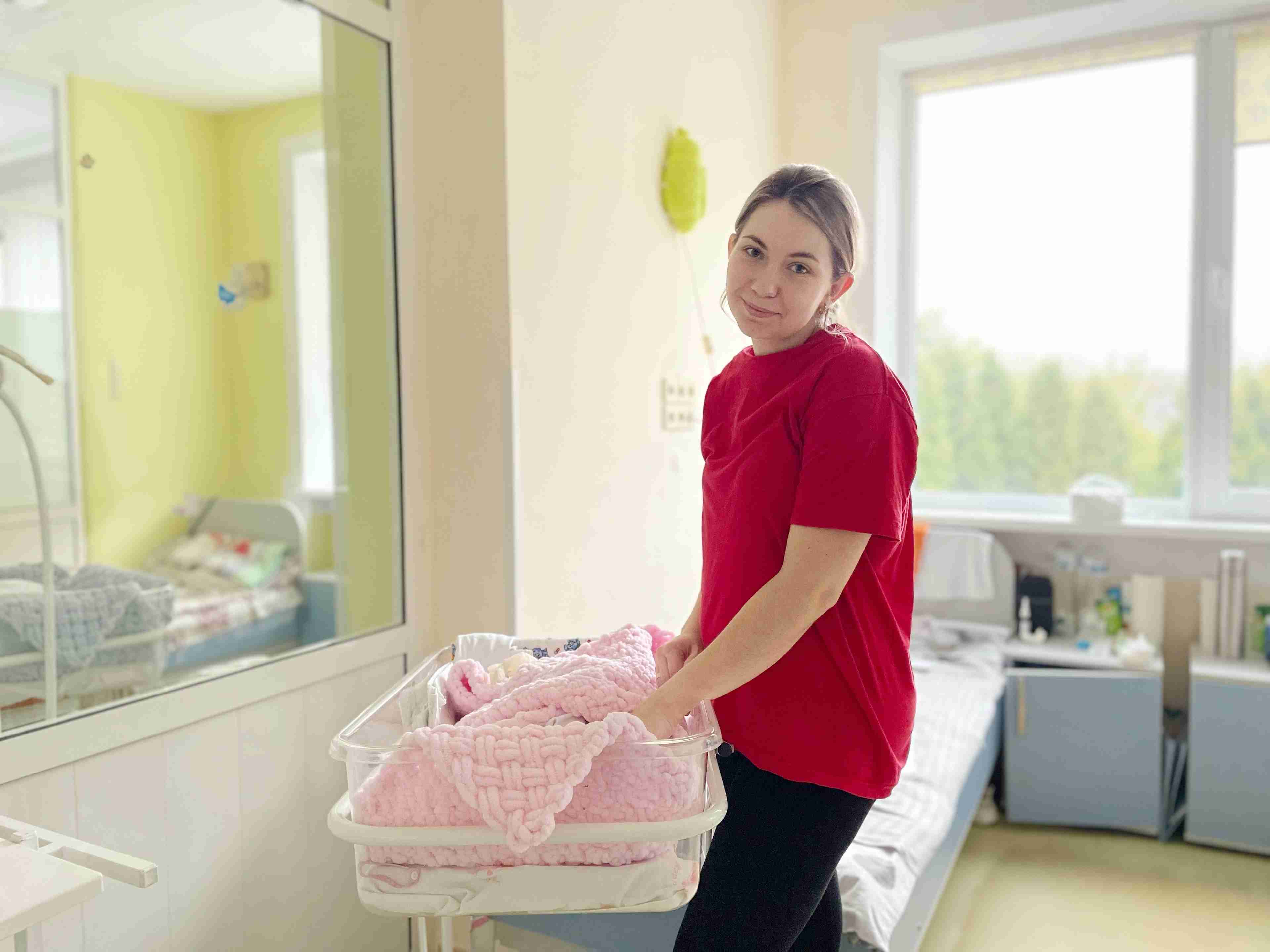 У новонародженої дівчинки львівські хірурги видалили величезну пухлину вагою 1 кілограм (ФОТО)