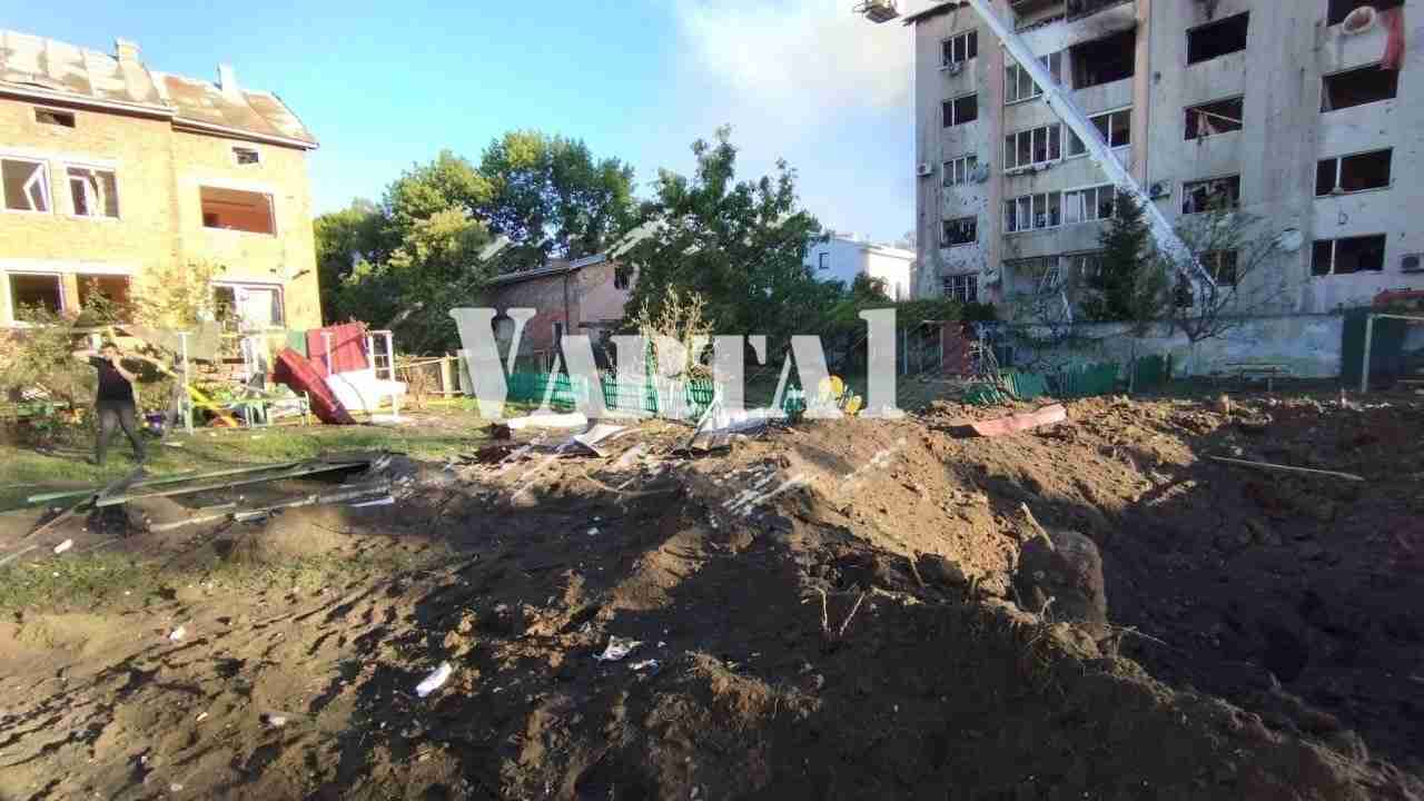 У поліції показали перші хвилини після ракетного удару у Львові (ВІДЕО)