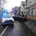 У Рогатині затримали водія, який обкрадав елітні авто