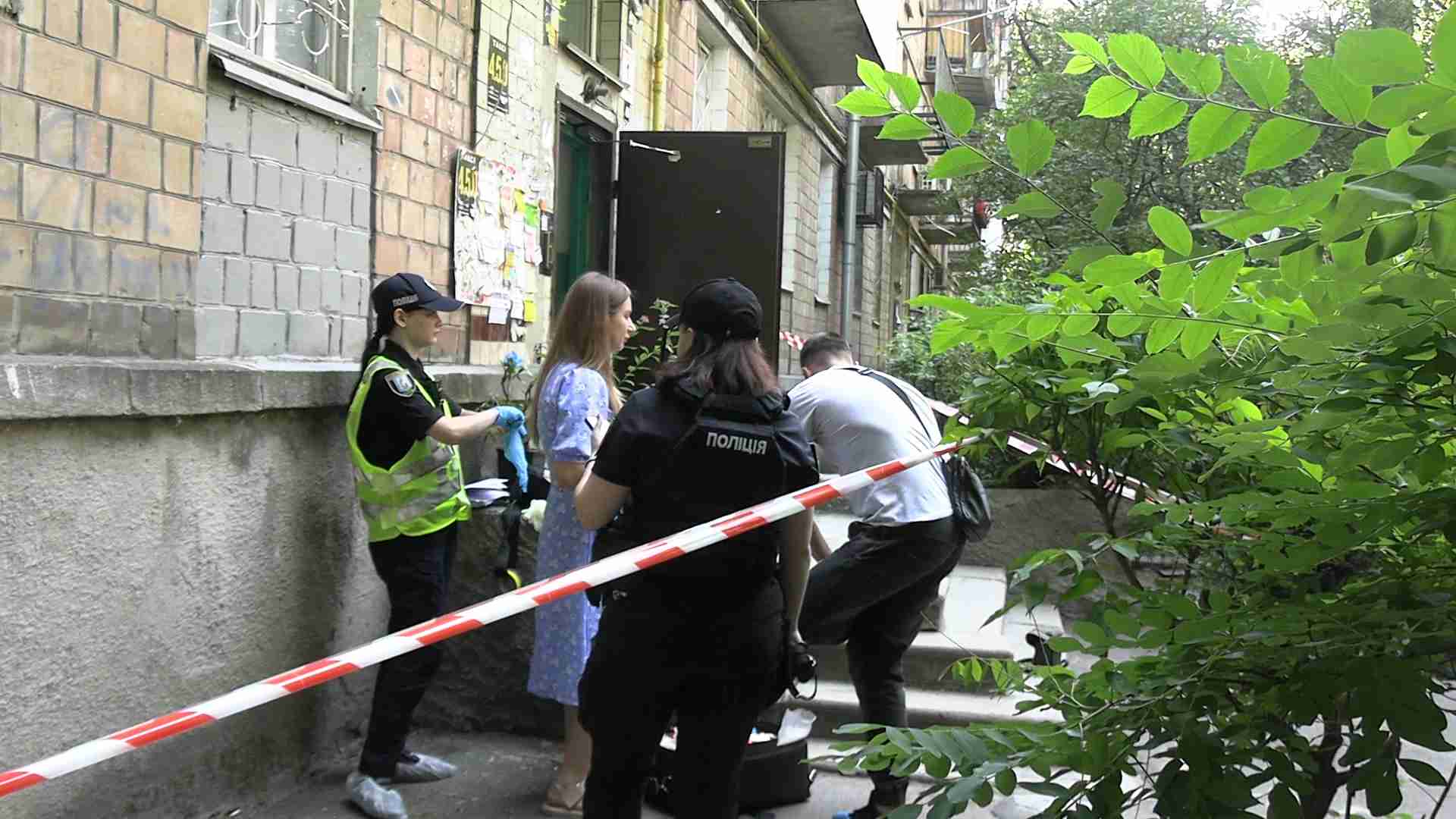 У столиці в будинку виявили тіла двох дівчат-підлітків (ФОТО)