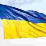 У столиці підняли в небо державний стяг України рекордного розміру (ФОТО, ВІДЕО)