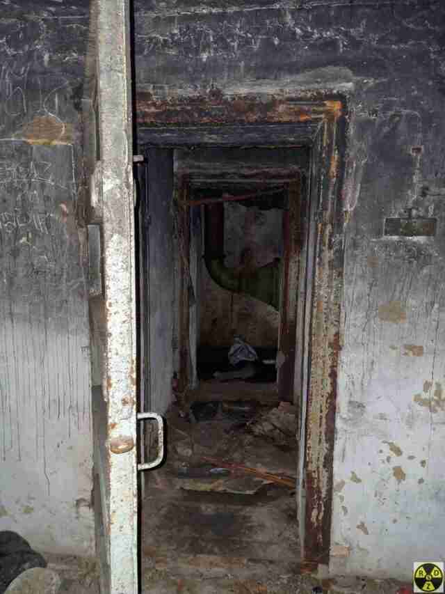 У Святоюрській горі «загубилося» бомбосховище на десять кімнат (ФОТО)