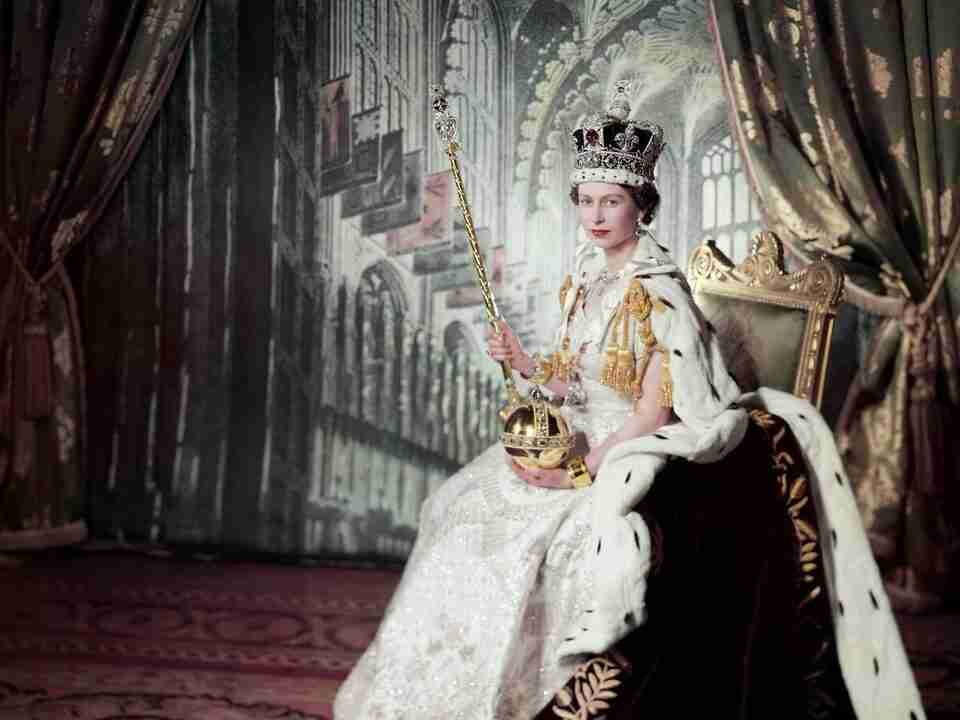 У віці 96 років померла королева Великої Британії Єлизавета II