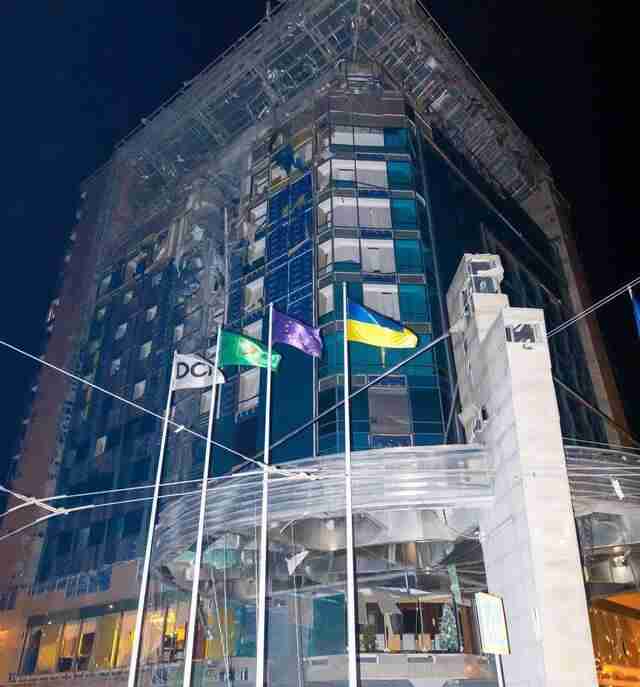Удар по готелю в Харкові: постраждала перекладачка