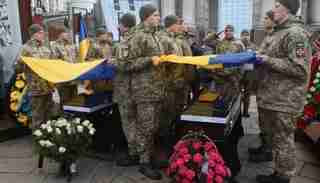 Україна попрощалася з загиблими в бою батьком та сином (ФОТО)