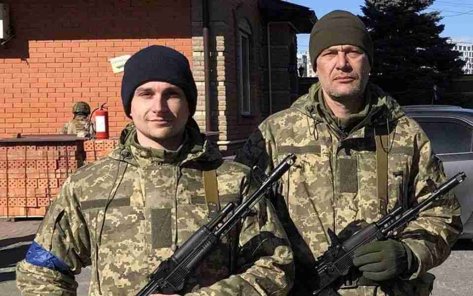 Україна попрощалася з загиблими в бою батьком та сином (ФОТО)