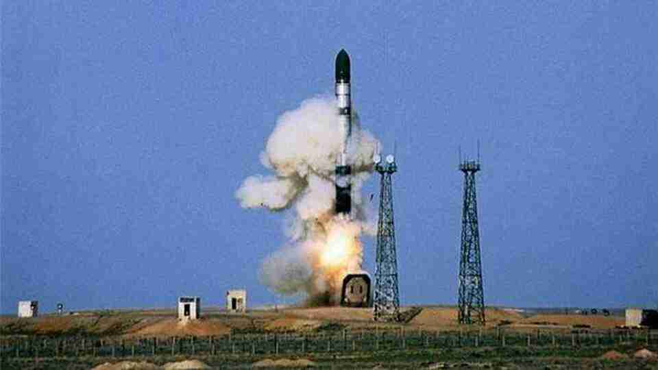 Україна розірвала угоду з рф щодо експлуатації ракетного комплексу «Сатани»