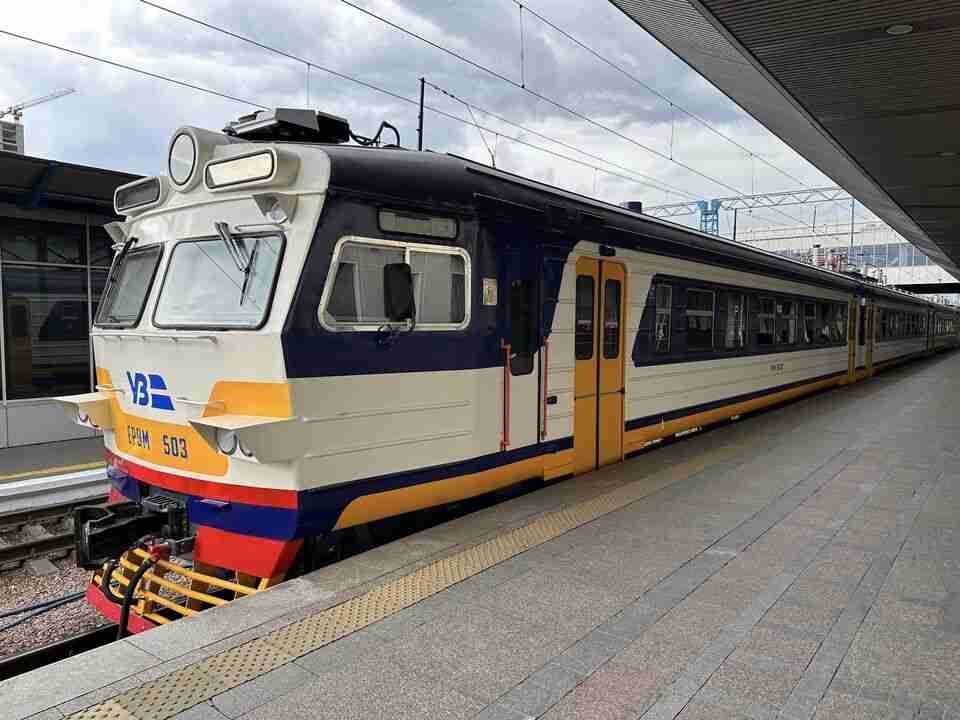 «Укрзалізниця» невдовзі запустить модернізований електропоїзд зі Львова (ФОТО)