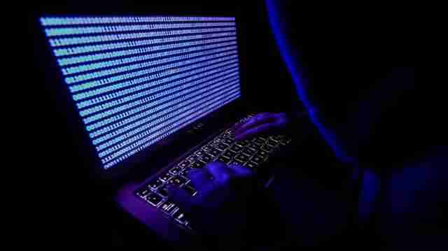 Увага: на державні органи України здійснюють кібератаку, попереджають про небезпечні листи