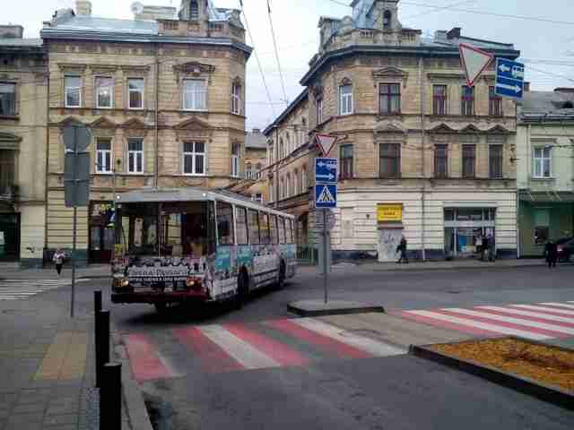 Увага! У Львові тролейбуси курсують за зміненими маршрутами