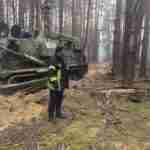 В Чорнобилі та на Житомирщині до ліквідації пожеж залучили військових (відео, фото)
