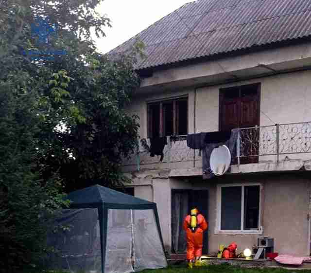 В поліції прокоментували смерть чотирьох людей в підвалі на Львівщині (ФОТО)