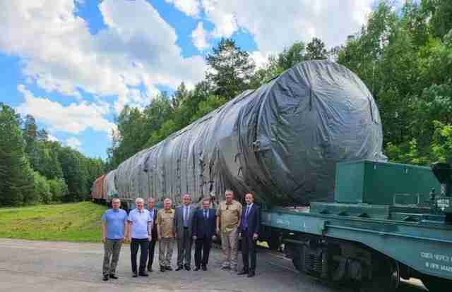 У росії заявили, що готують запуск серійного виробництва ядерної ракети «Сармат» (ФОТО)