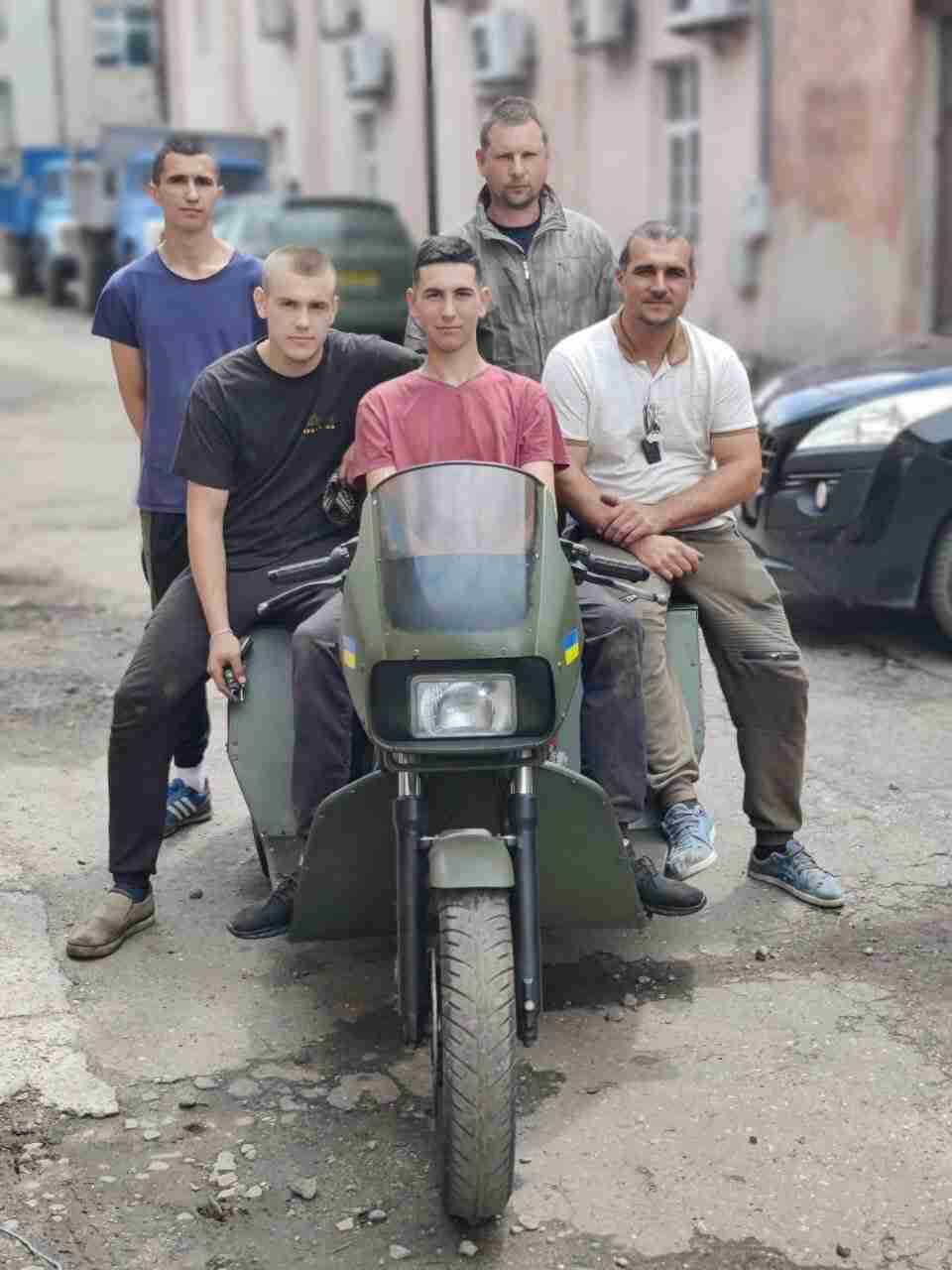 В училищі Львова розробили безшумний електротрицикл для військових (ФОТО)