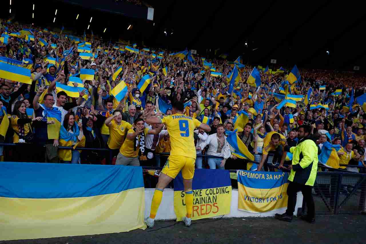 В Україні хочуть повернути вболівальників на стадіони