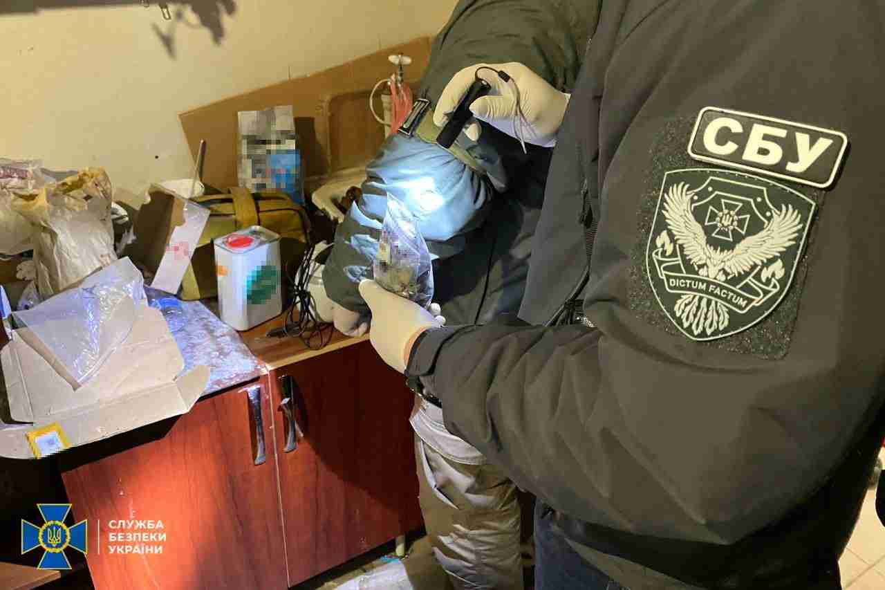 В Україні ліквідували злочинну організацію, яка торгувала важкими наркотиками в країнах Євросоюзу (ФОТО)