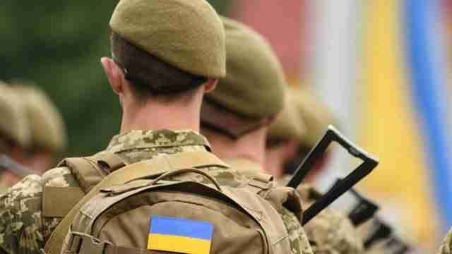 В Україні продовжать загальну мобілізацію і воєнний стан