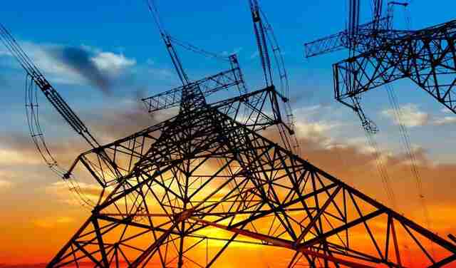 В Україні скоротився дефіцит електроенергії: подробиці