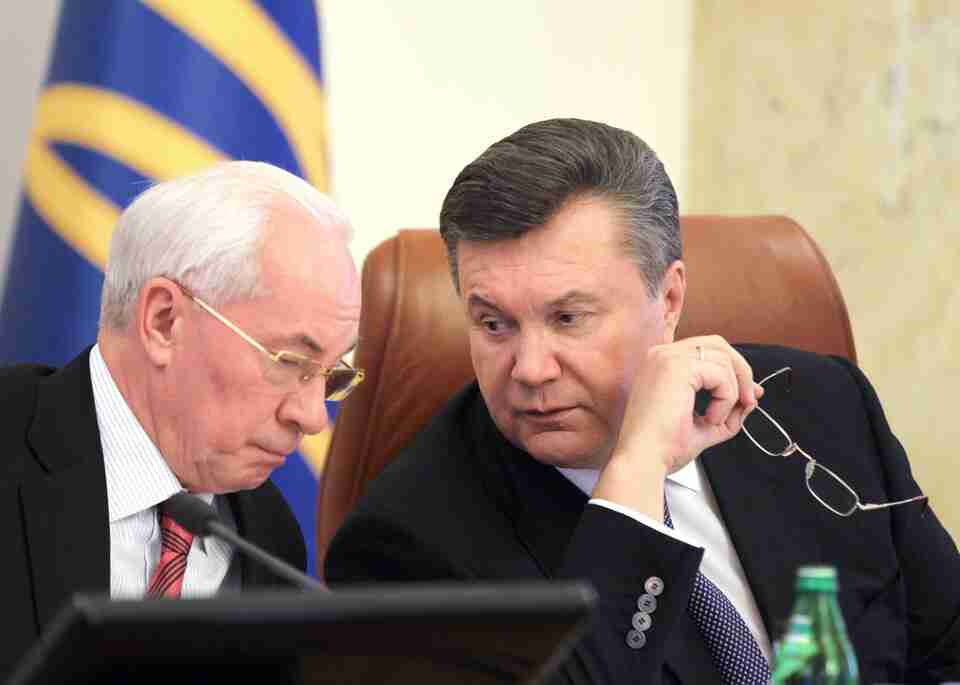В Україні судитимуть Януковича та Азарова