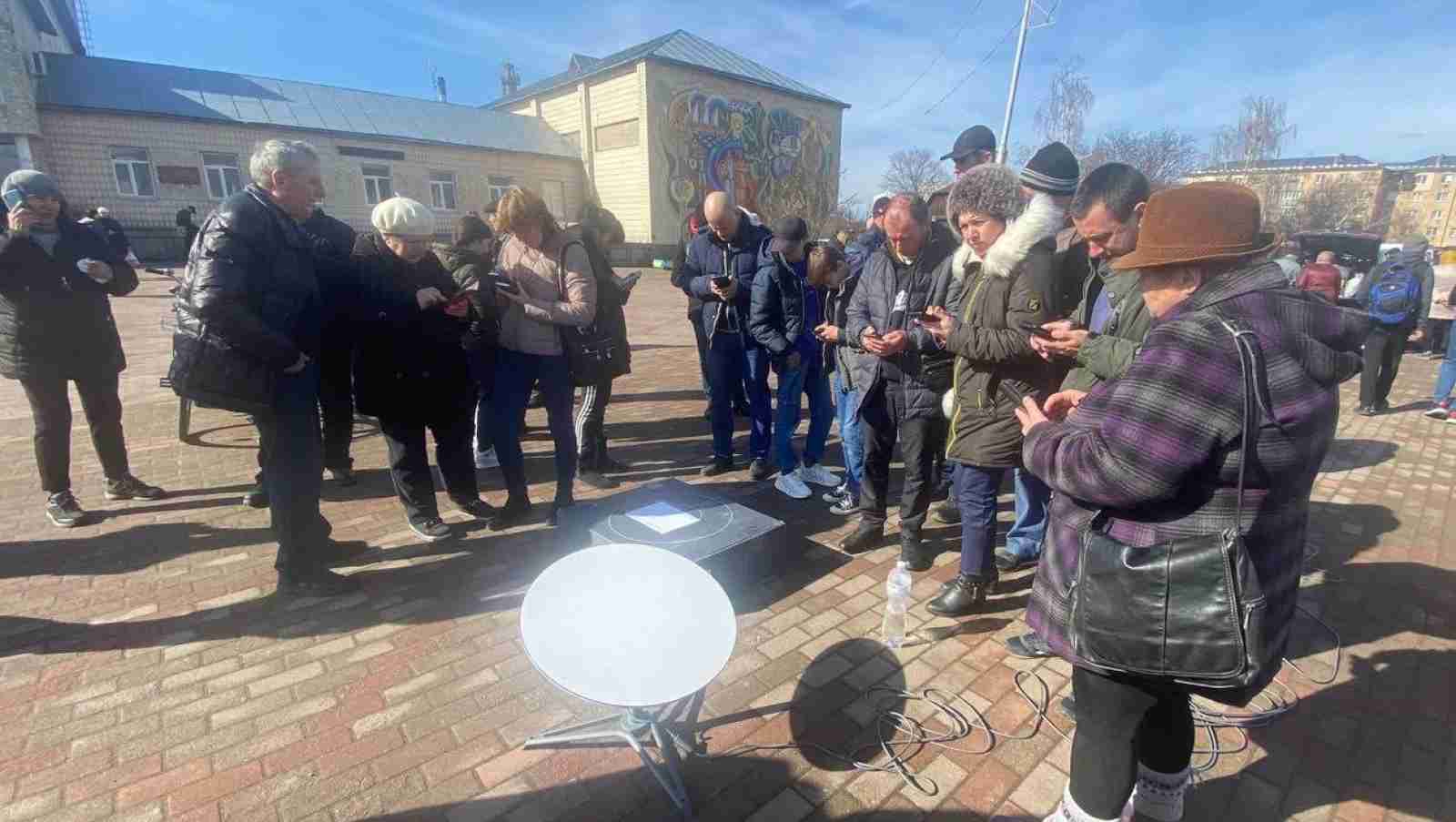 В Україні з’являться публічні місця з інтернетом у разі відключення електроенергії: подробиці