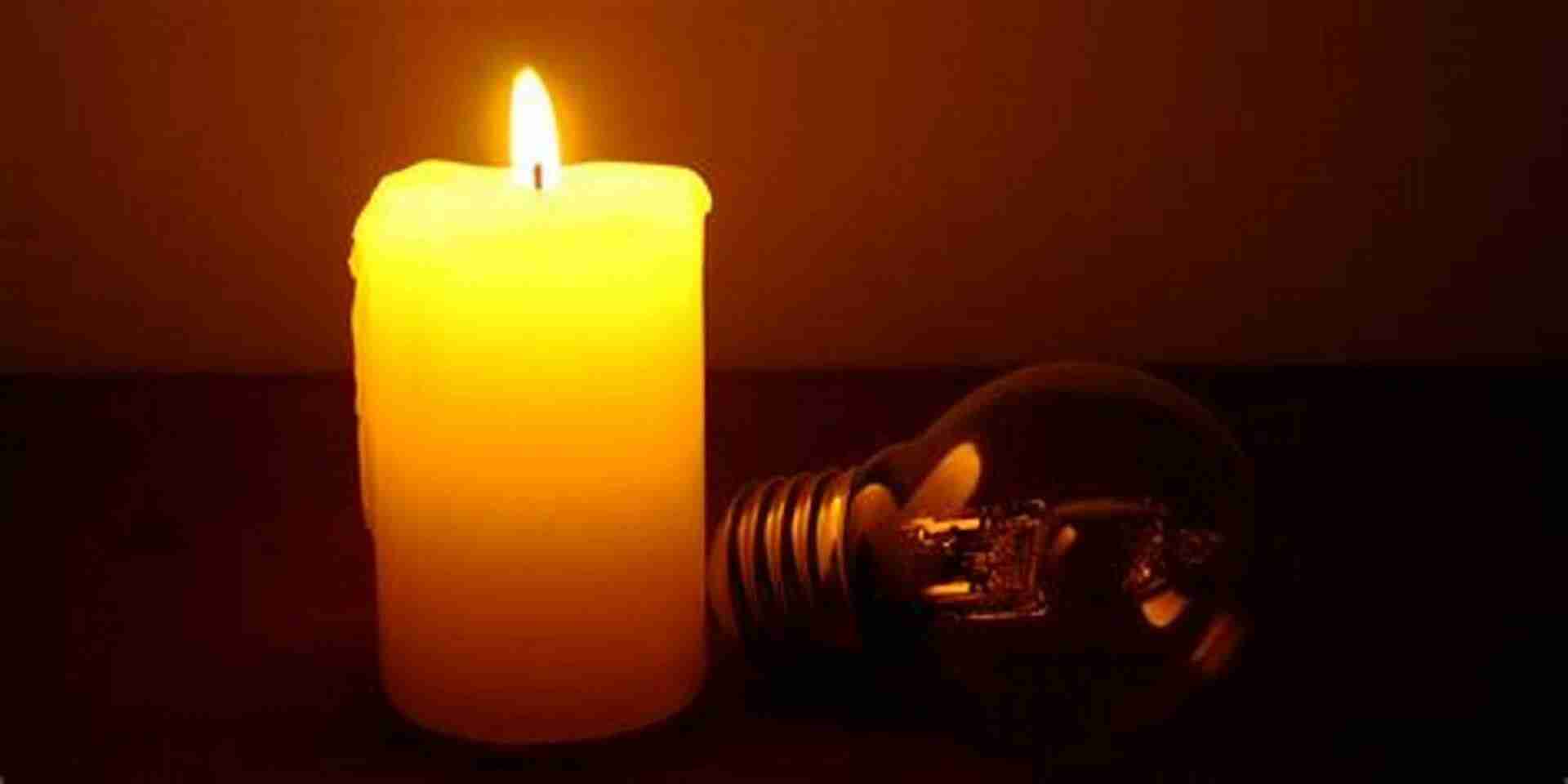 В Україні знову починаються відключення електроенергії вдень і вночі