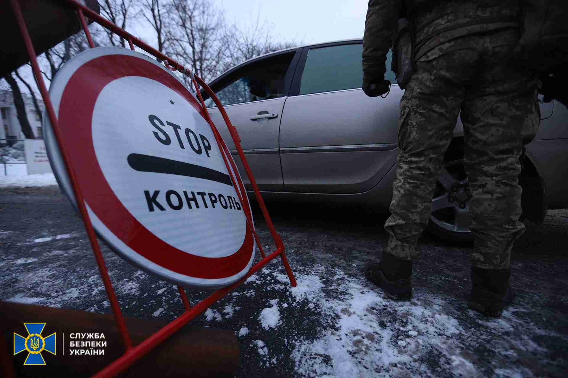 В урядовому кварталі Києва силовики проводять обшуки (ФОТО)