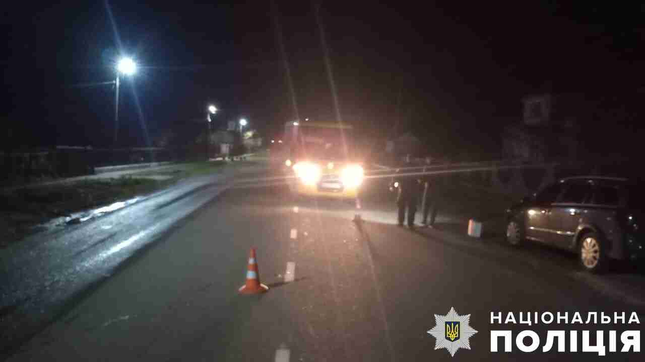 Вечірня ДТП на Львівщині: водій маршрутки збив людину