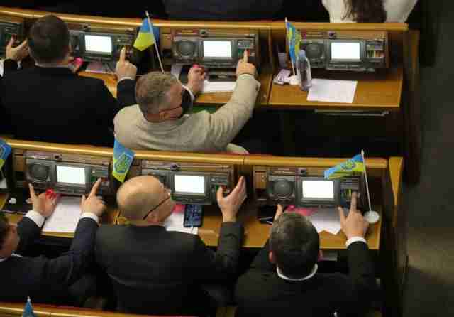 Верховна Рада України схвалила конфіскацію майна росіян і білорусів