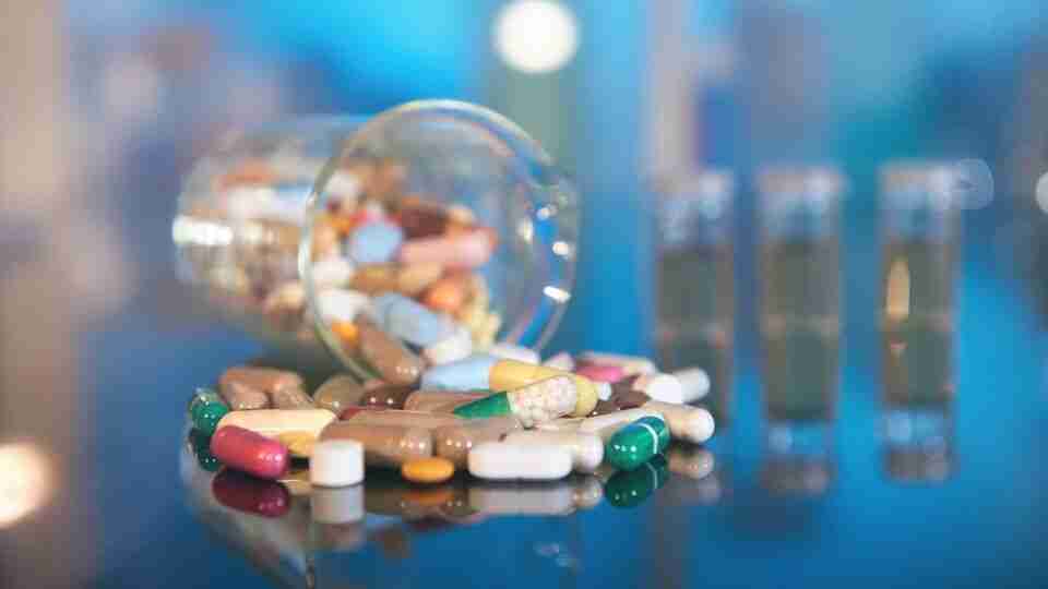 Від тепер в Україні можна купити антибіотики за е-рецептом: що відомо про нововведення