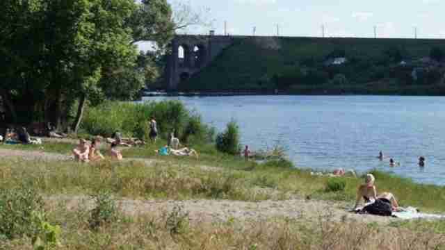 Відпочинок на воді: у мерії назвали водойми Львівської громади, які придатні для купання