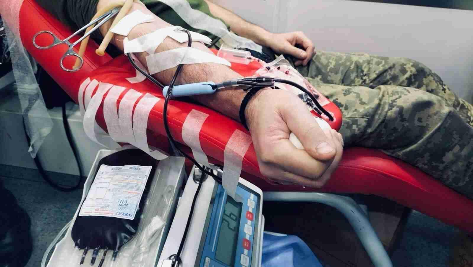 Військовослужбовці Сихівського РТЦК та СП здали кров для українських оборонців (ФОТО)