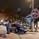 Внаслідок ДТП у Львові постраждала дівчина-пішохід (фото)