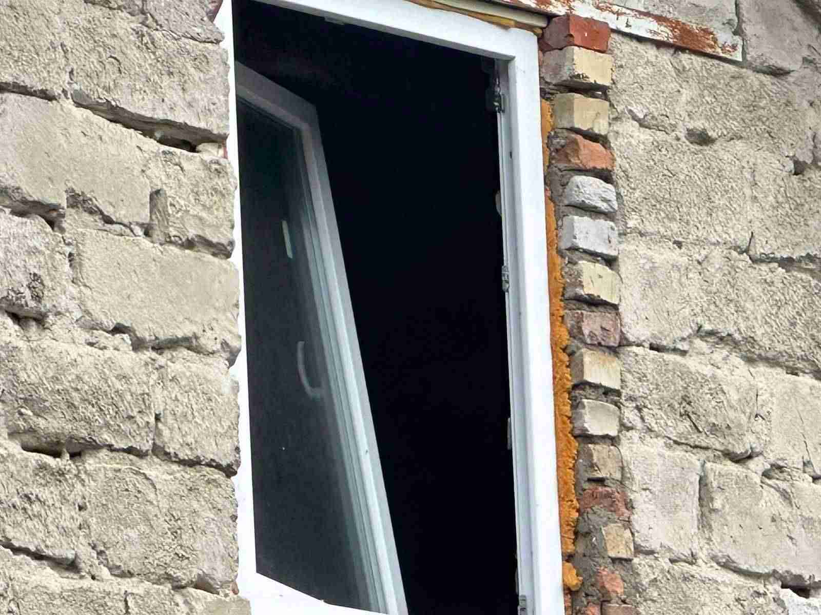 З’явилися світлини наслідків сьогоднішньої ракетної атаки на села Львівщини (ФОТО)