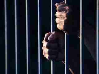 За ґрати на п'ять років: на Рівненщині покарають чоловіка, який чинив самосуд