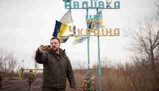 Зеленський відреагував на вихід українських військ з Авдіївки